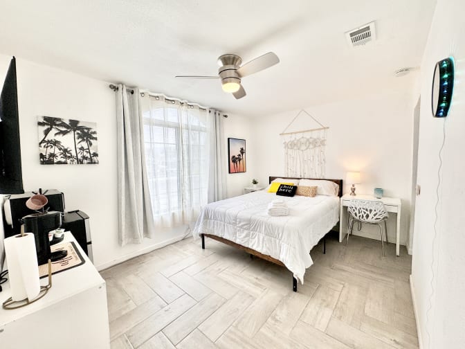 Jenni's room