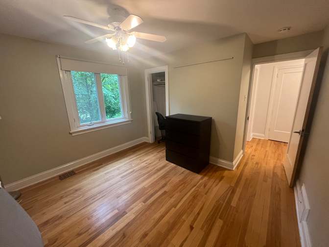 warren's room