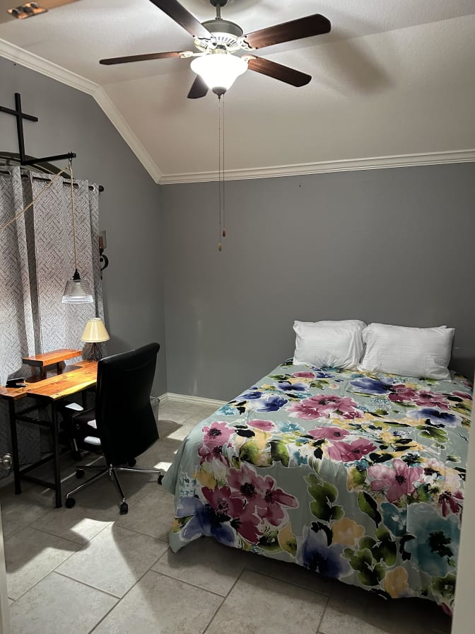 PadSplit's room