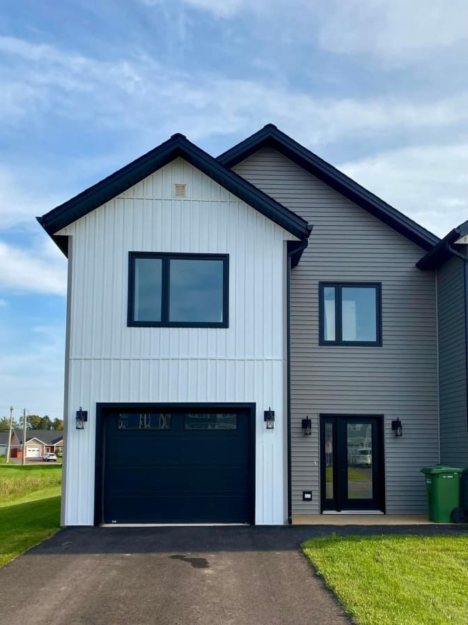 Chelsea Md Thompson's room