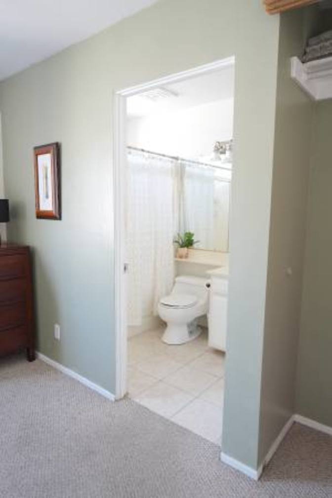 Furnished Private Room's room