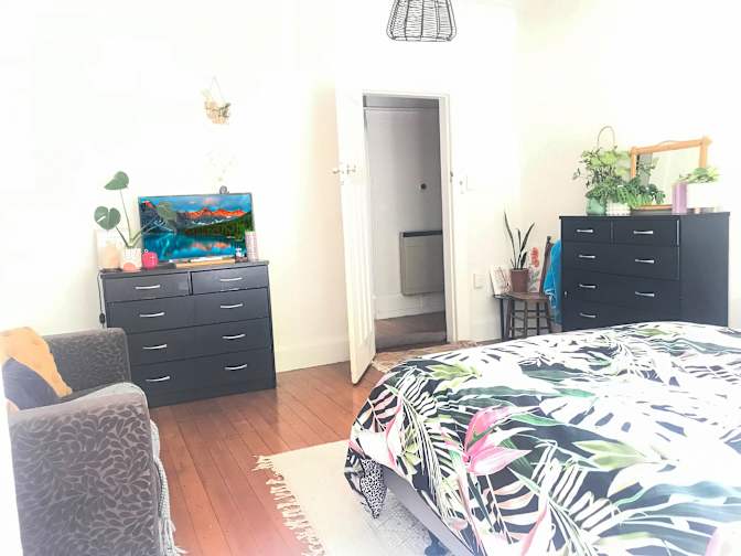 Claudia's room