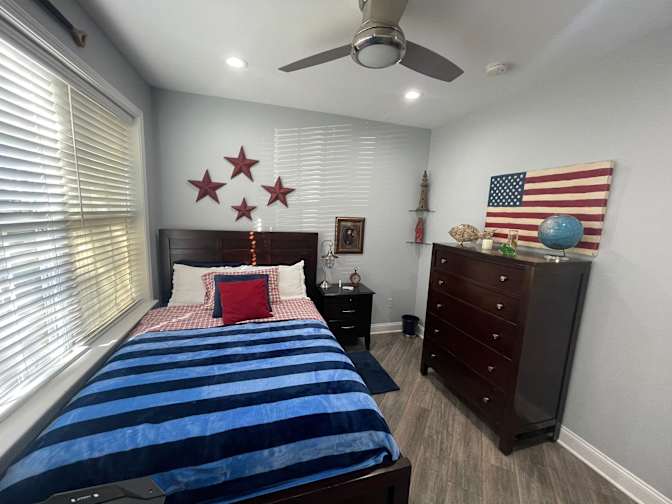 Lexi S's room