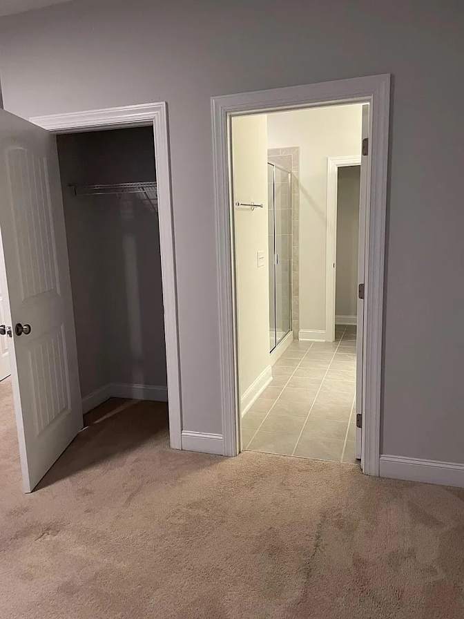 Alcove Rooms's room