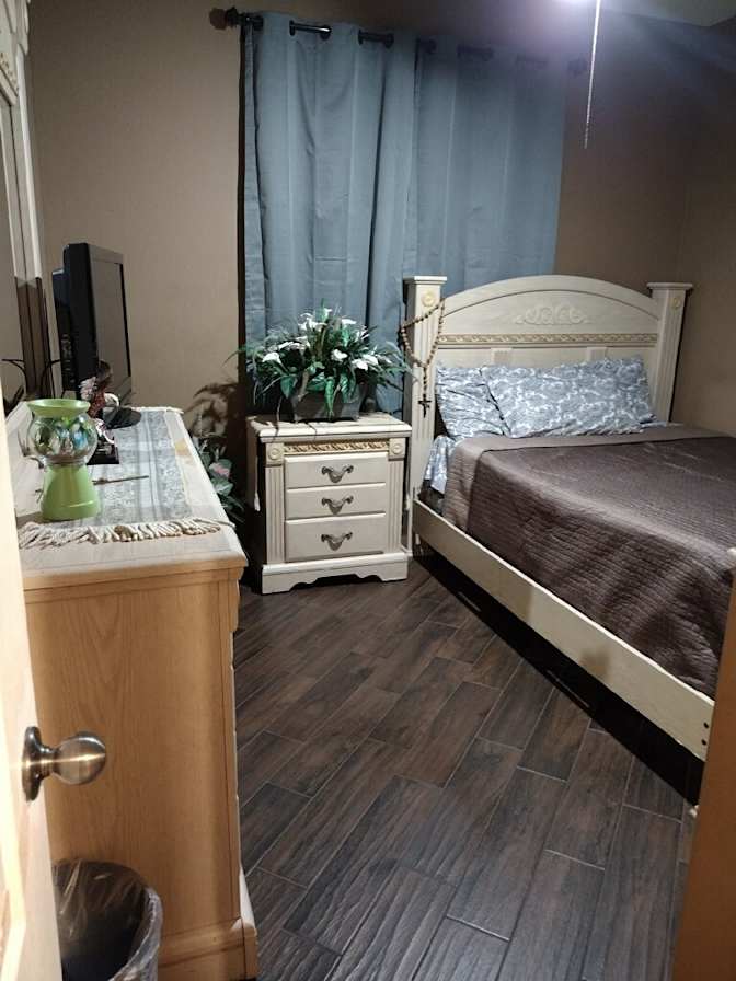 Viviana Martinez Duran's room