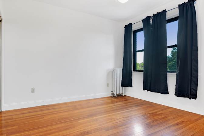 Sam June's room