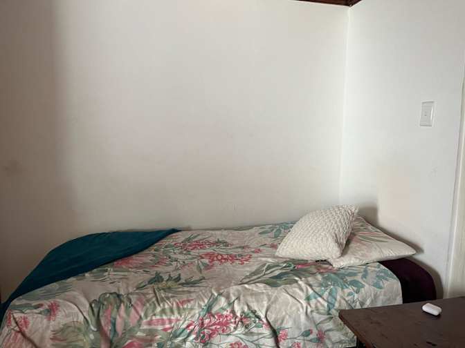 Sino Theto's room