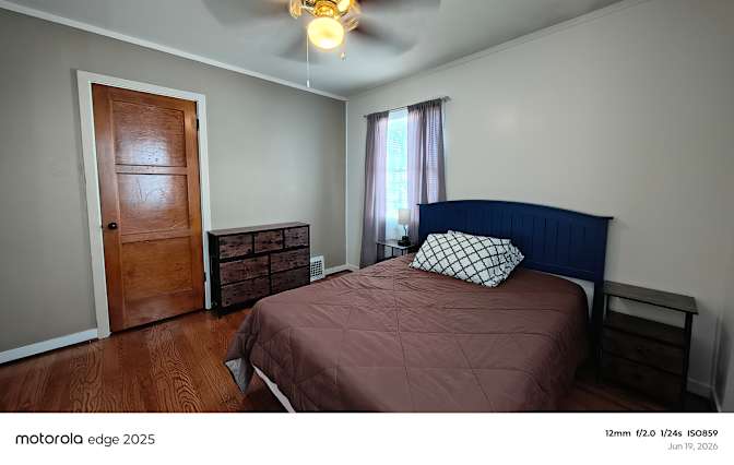 Lisa's room
