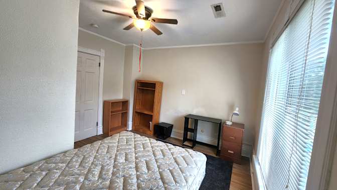 Alex Aminev's room