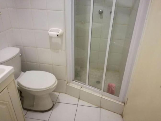 Mejury's room
