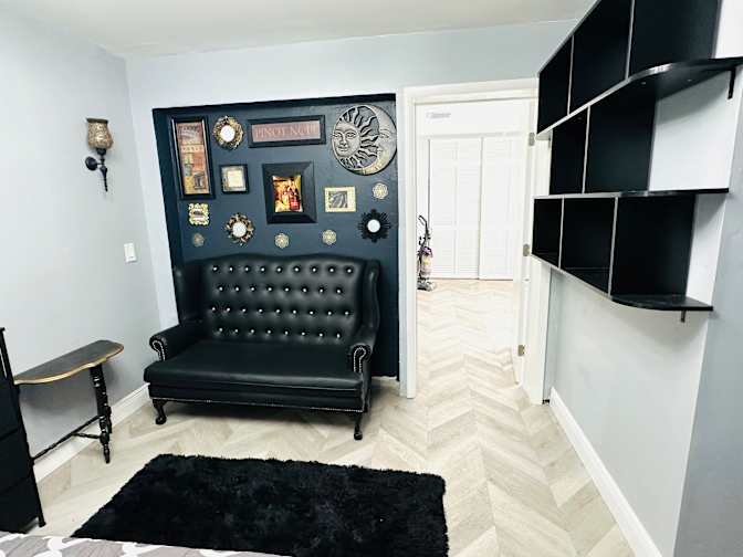 Johana Hidalgo's room