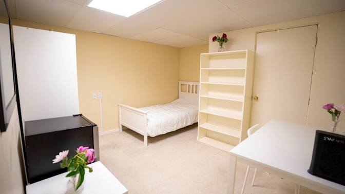 Elham's room