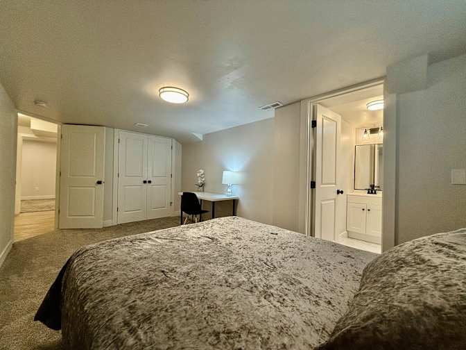 Jenny's room