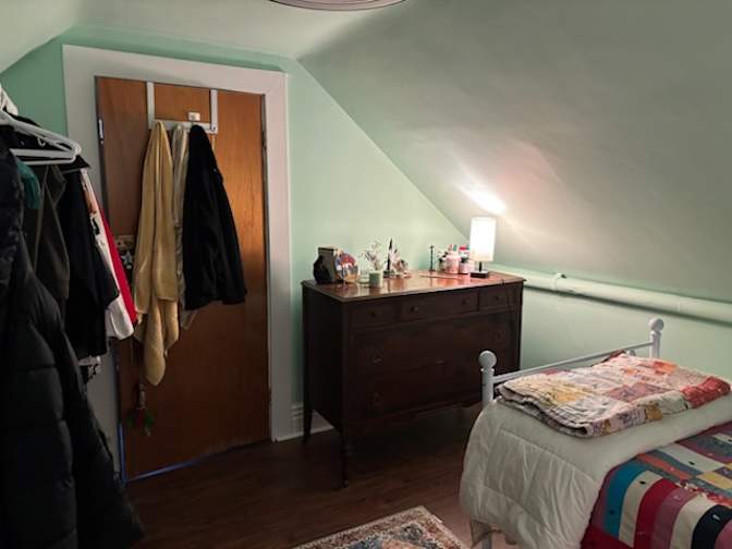 Janice's room