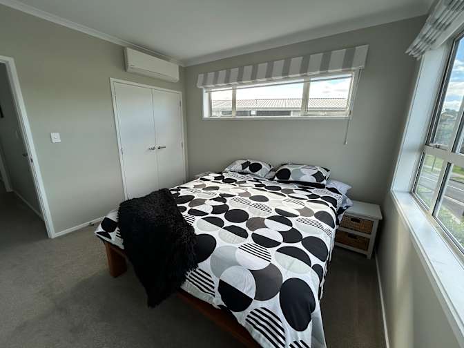 Jill's room