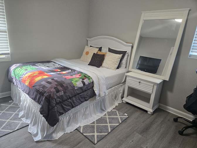 PadSplit's room