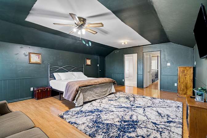 Paul's room