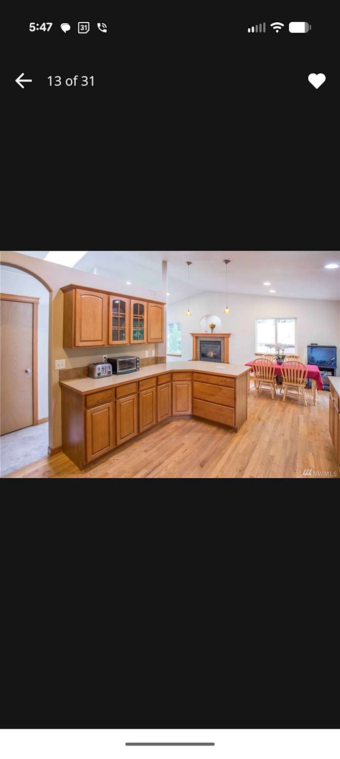 DAKOTA's room