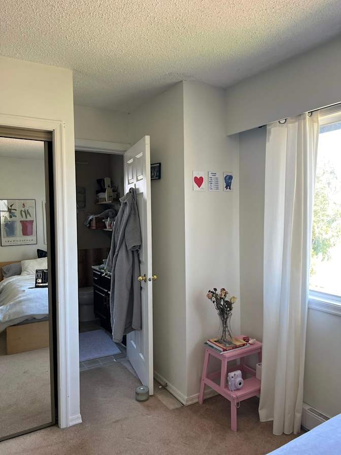 Taylor Betonte's room