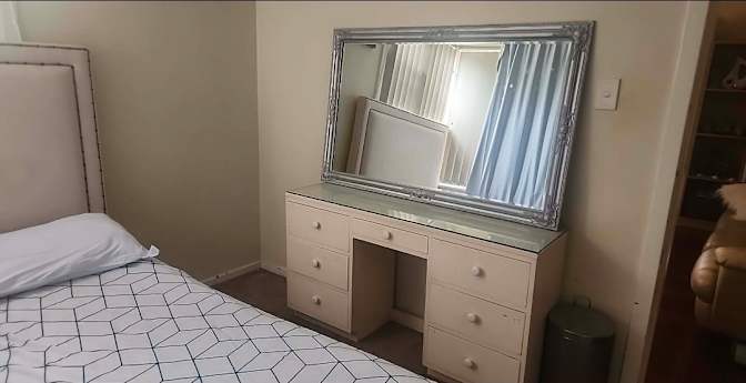 Anita's room