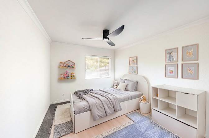 Sarah Lang's room