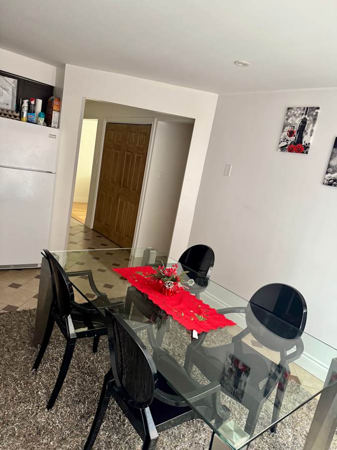 Damaris Stephanie's room