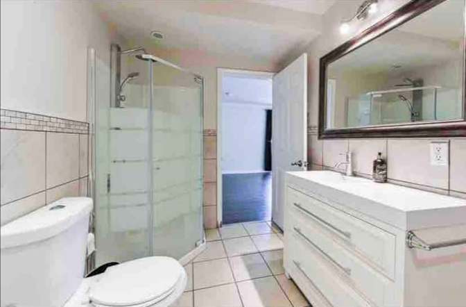 CATHERINE ZHANG's room