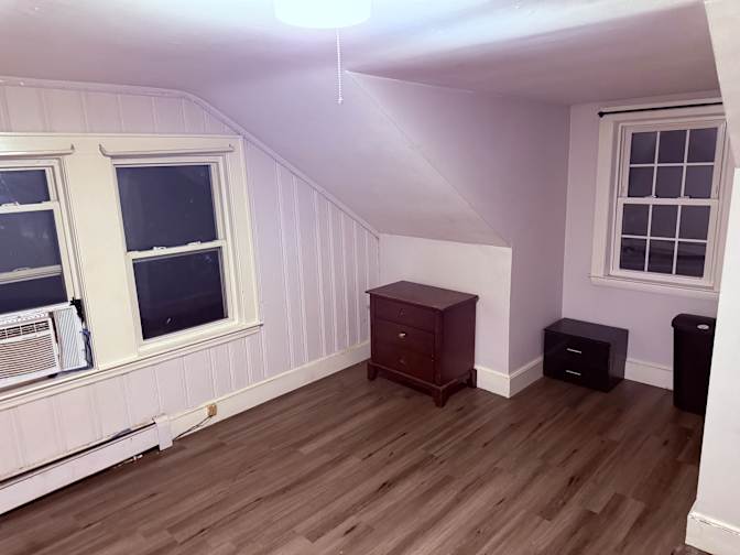 Sherley's room