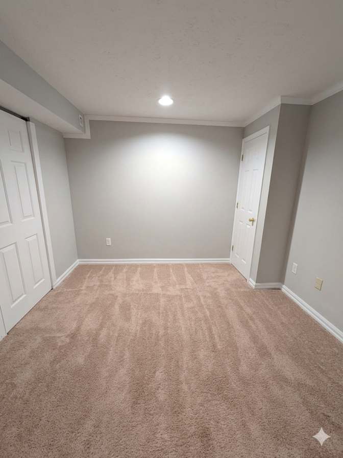 Nice Home's room