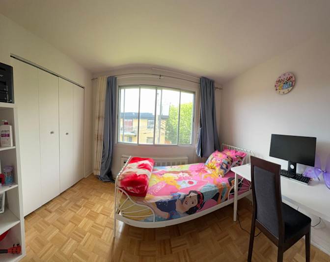 Noureddine's room