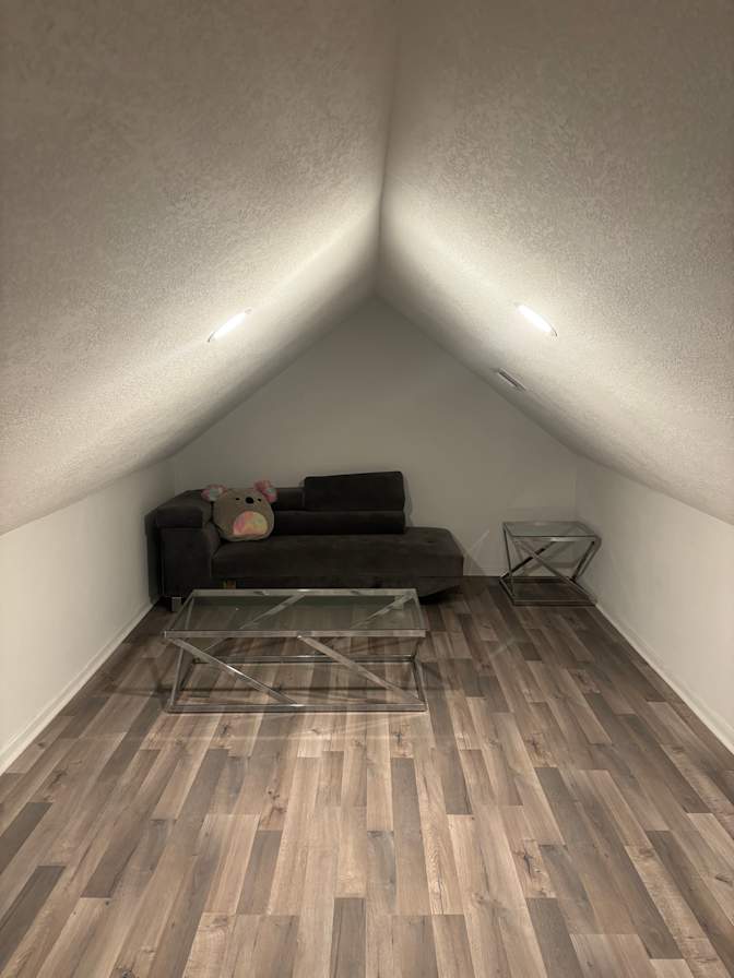 Gaby Aguilar's room