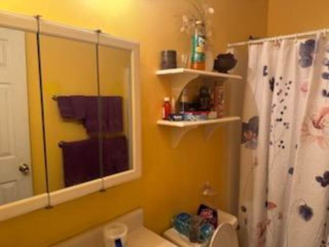 Onthecove's room