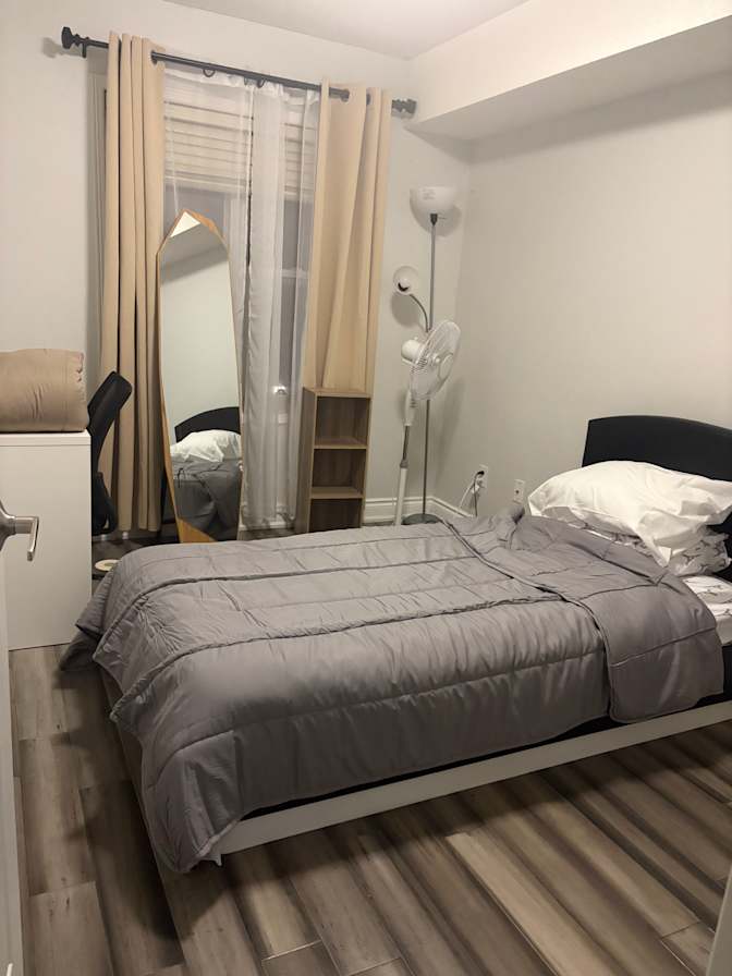 Tony Rose's room