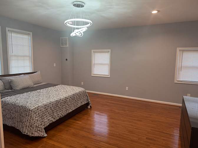 Jin's room