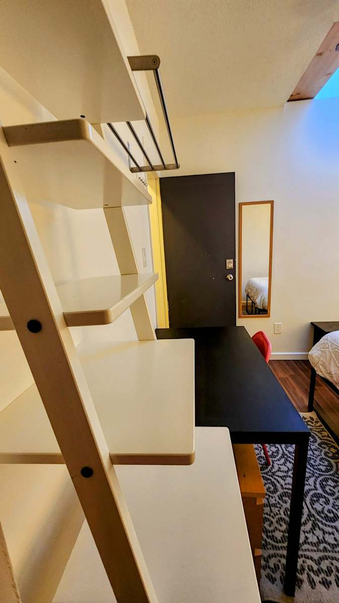 Laure's room