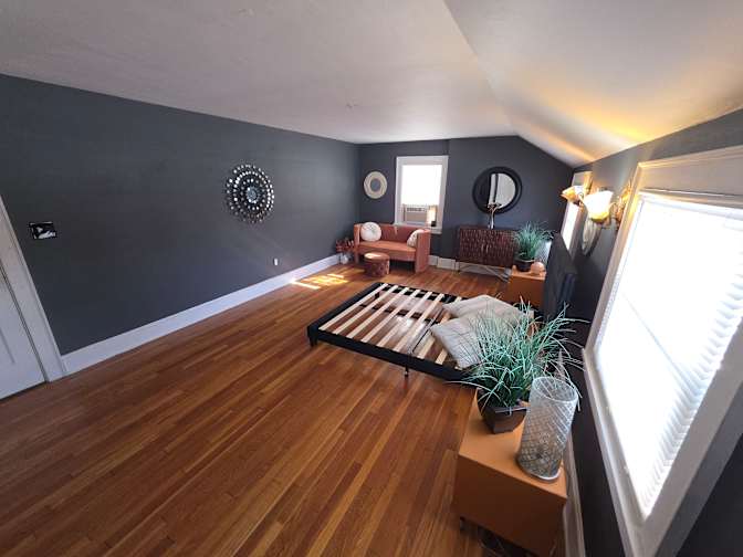 Sa'id's room