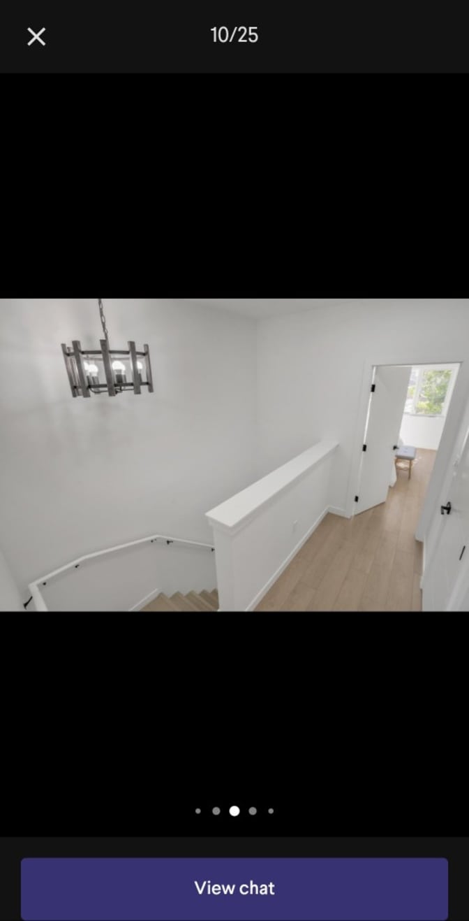 Jun's room