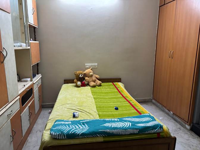 Isha's room
