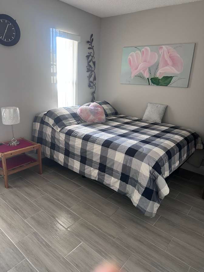 MONICA URIBE's room