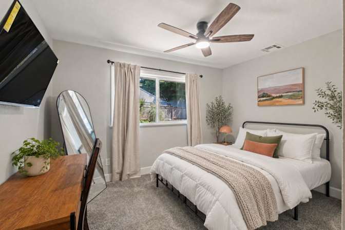 PadSplit's room