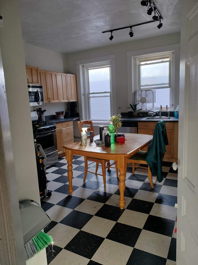 henry's room