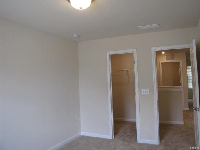Alcove Rooms's room