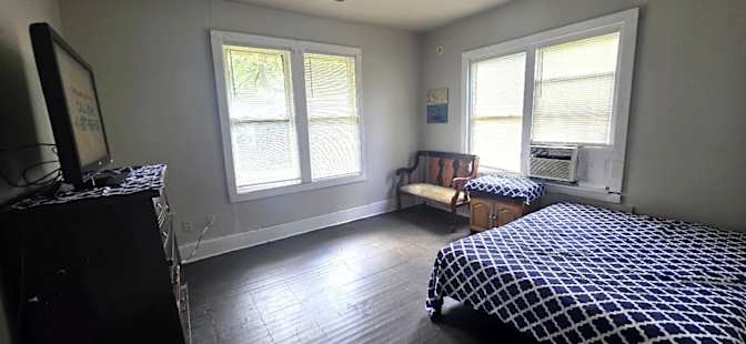 Eric Adams's room