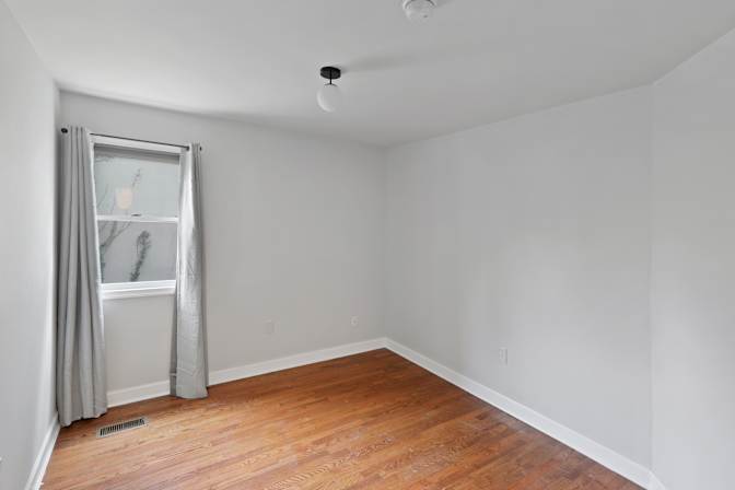 Sam June's room