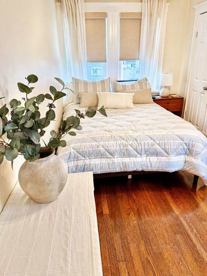 Giuliana's room