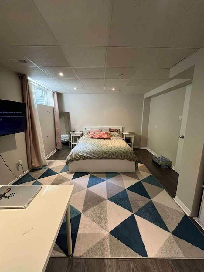 ouleiyah's room