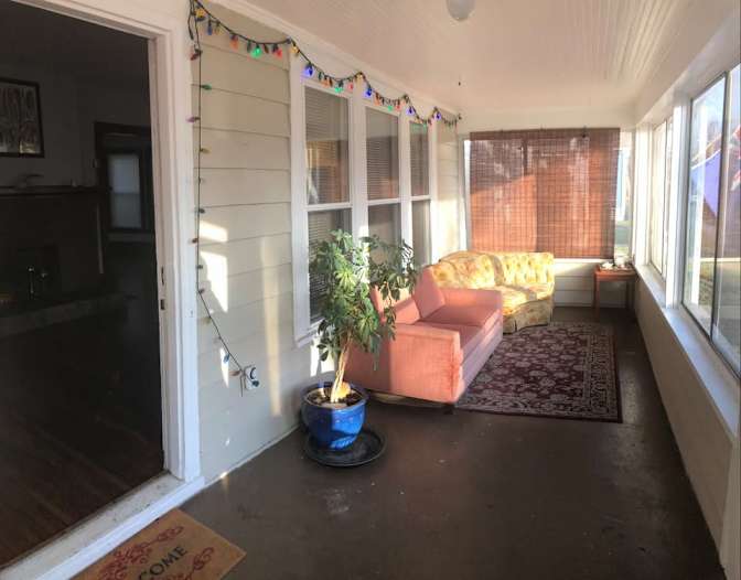 Victoria's room