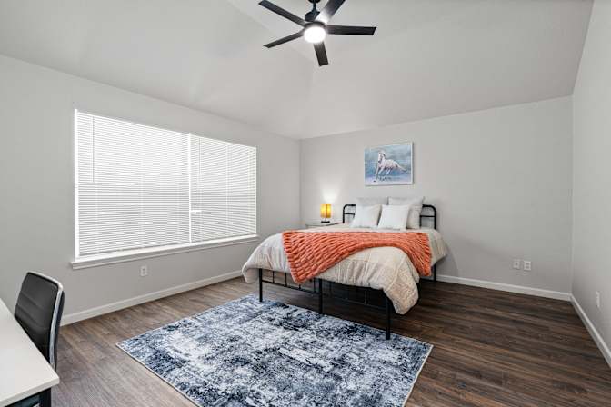 Bicoastal Holdings's room