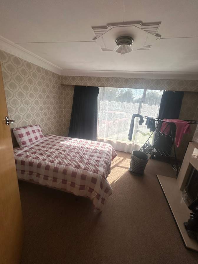 Courtney's room