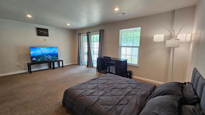 Ben's room